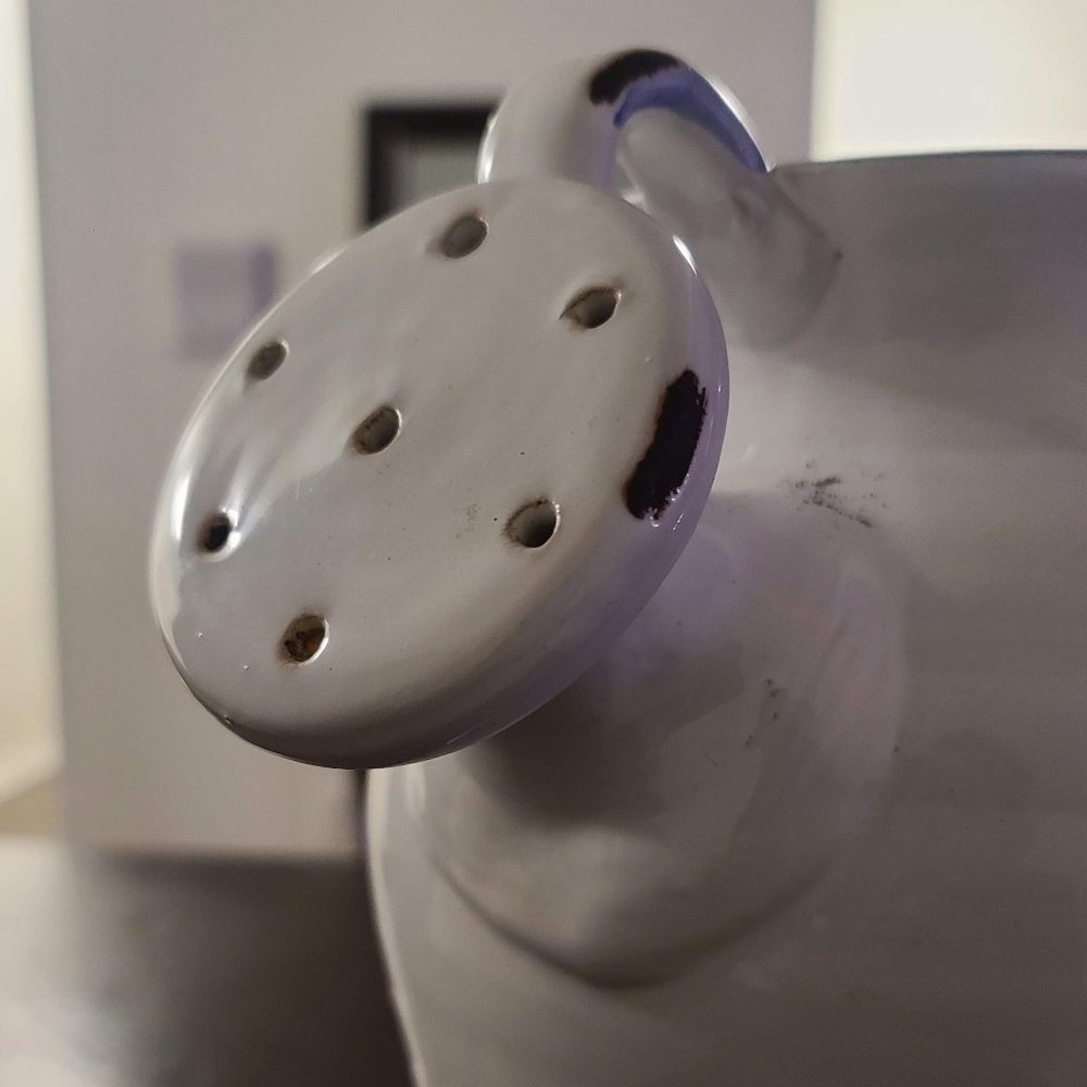Vase - Picture 4 of 7